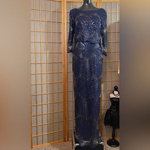 Tahari dress size 6